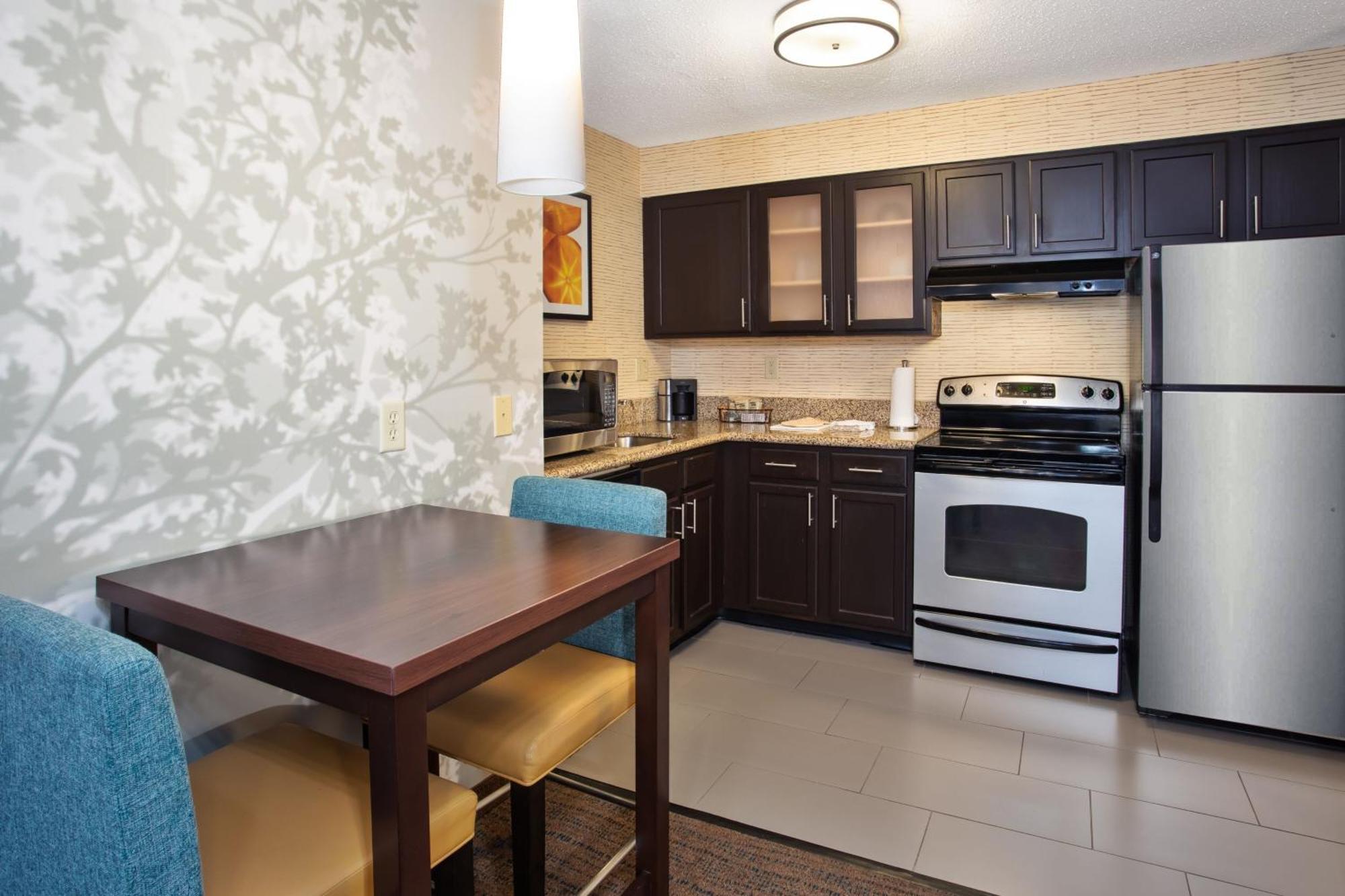 Residence Inn By Marriott Grand Rapids West Грандвилл Экстерьер фото