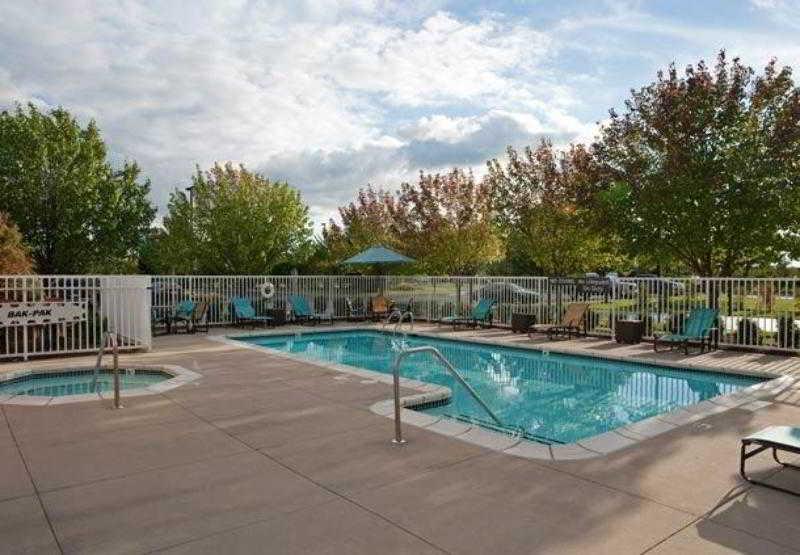 Residence Inn By Marriott Grand Rapids West Грандвилл Удобства фото